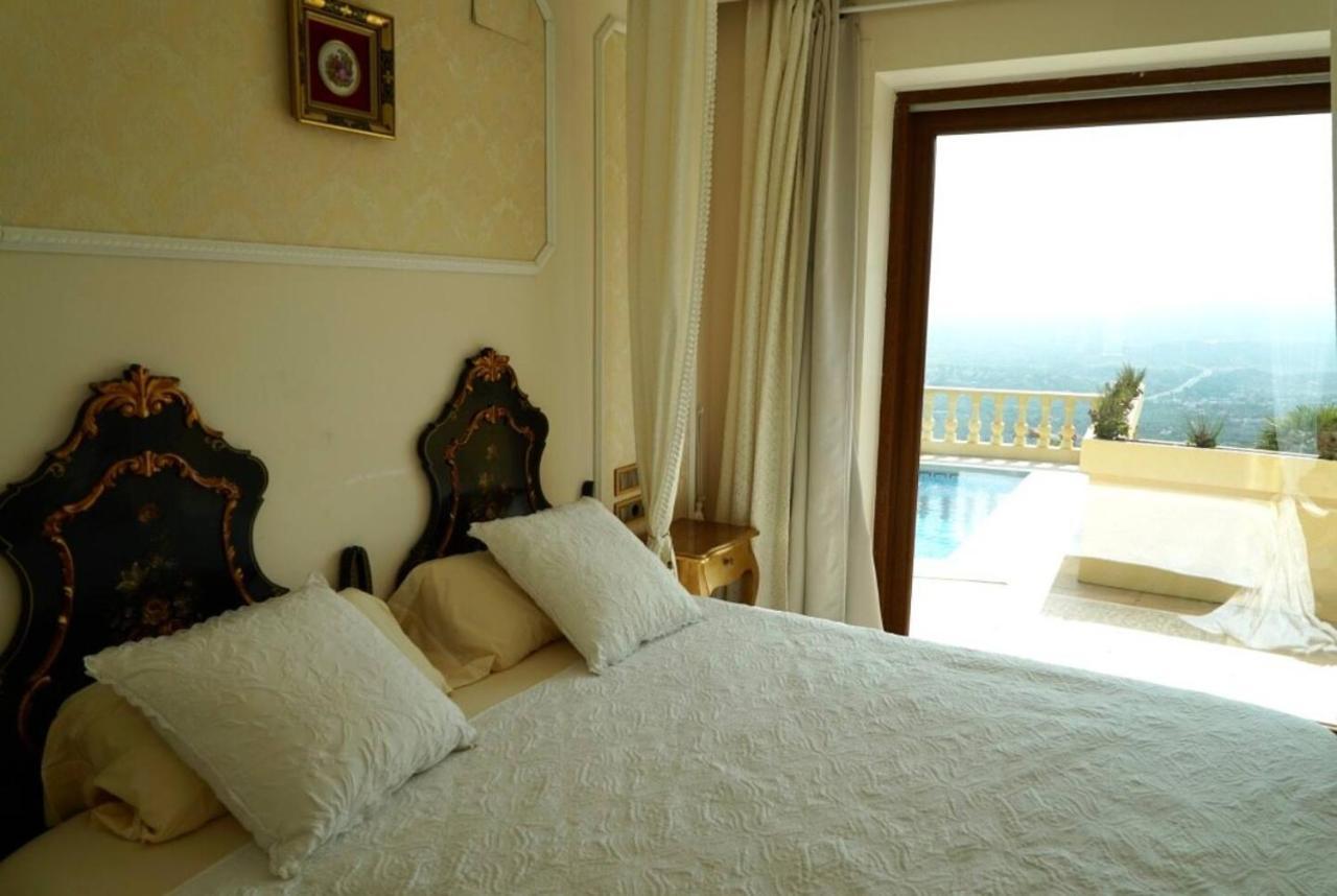 Villa Aleandra Con Maravillosas Vistas Al Mar! 알테아 외부 사진
